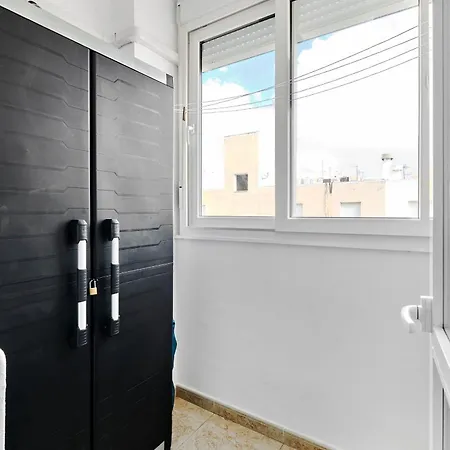 Seaview Apartament *